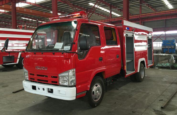 五十鈴藍牌鄉鎮消防車-2